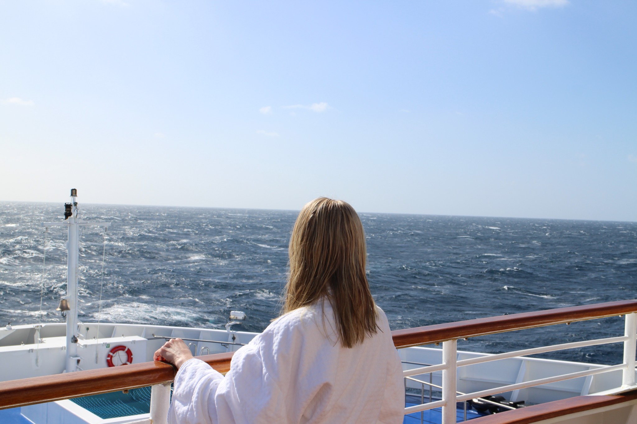 Norwegian Jewel Forward Penthouse with Large Balcony view 1