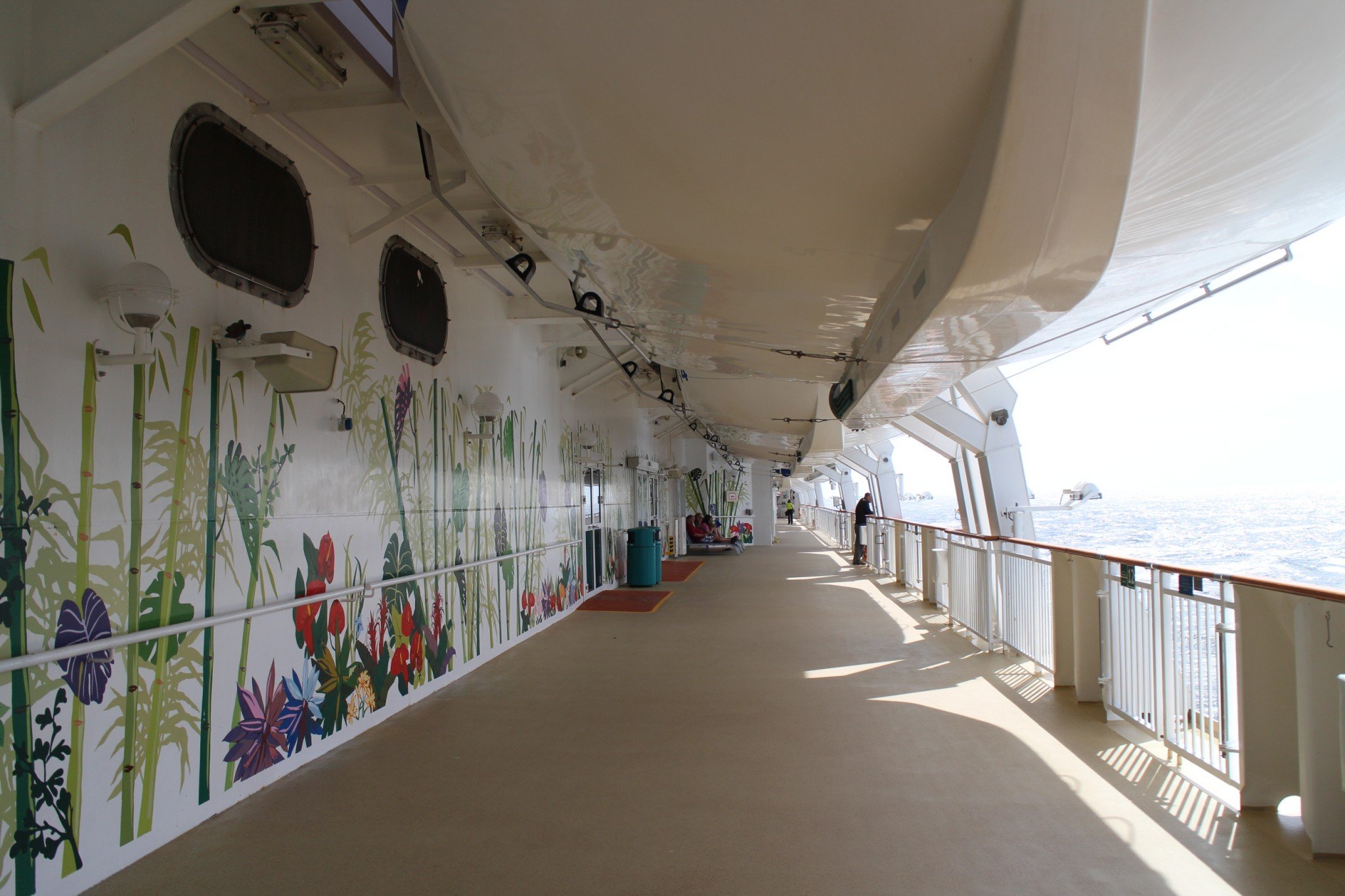 Norwegian Jewel Deck