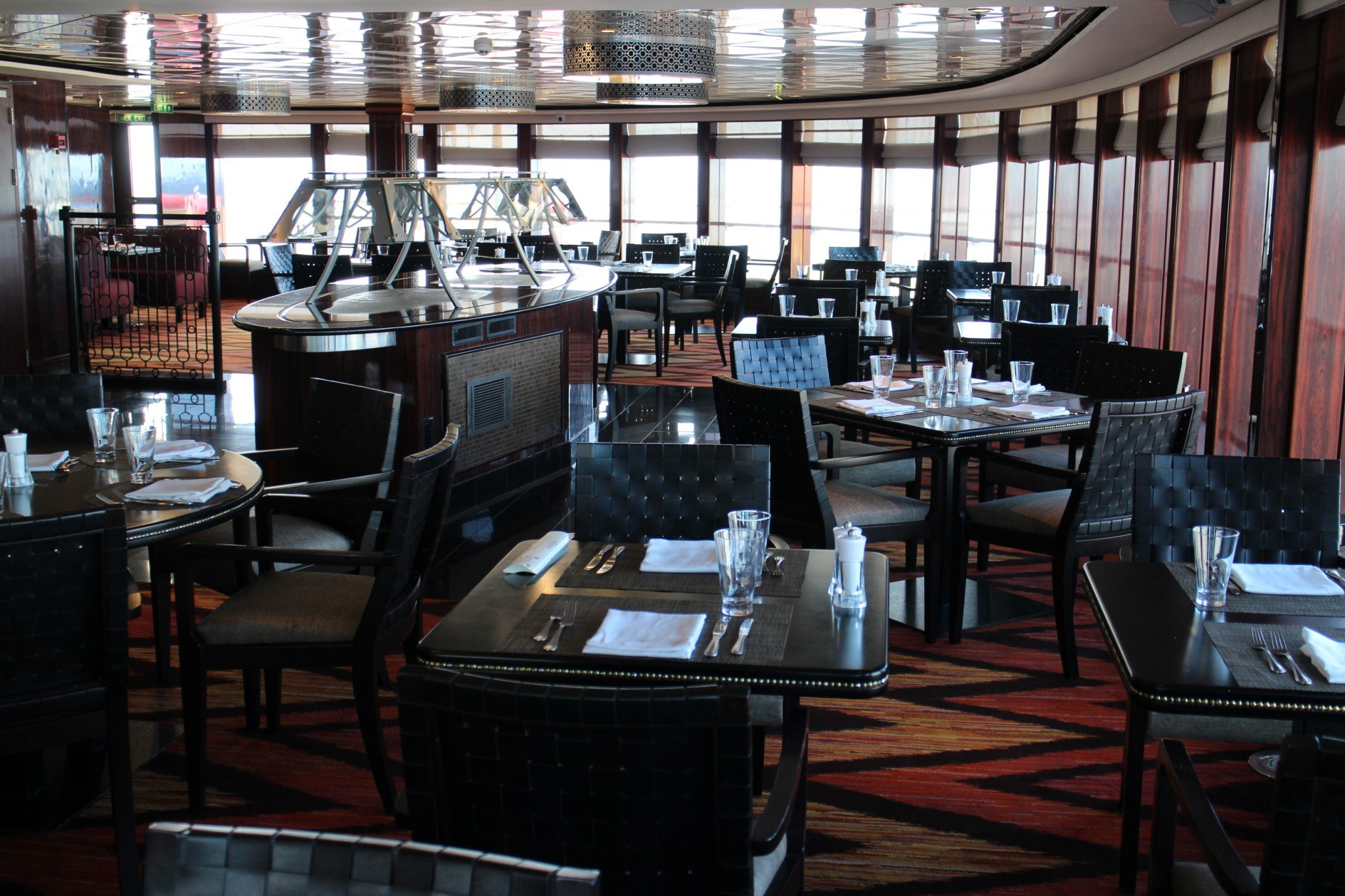 Norwegian Jewel Moderno