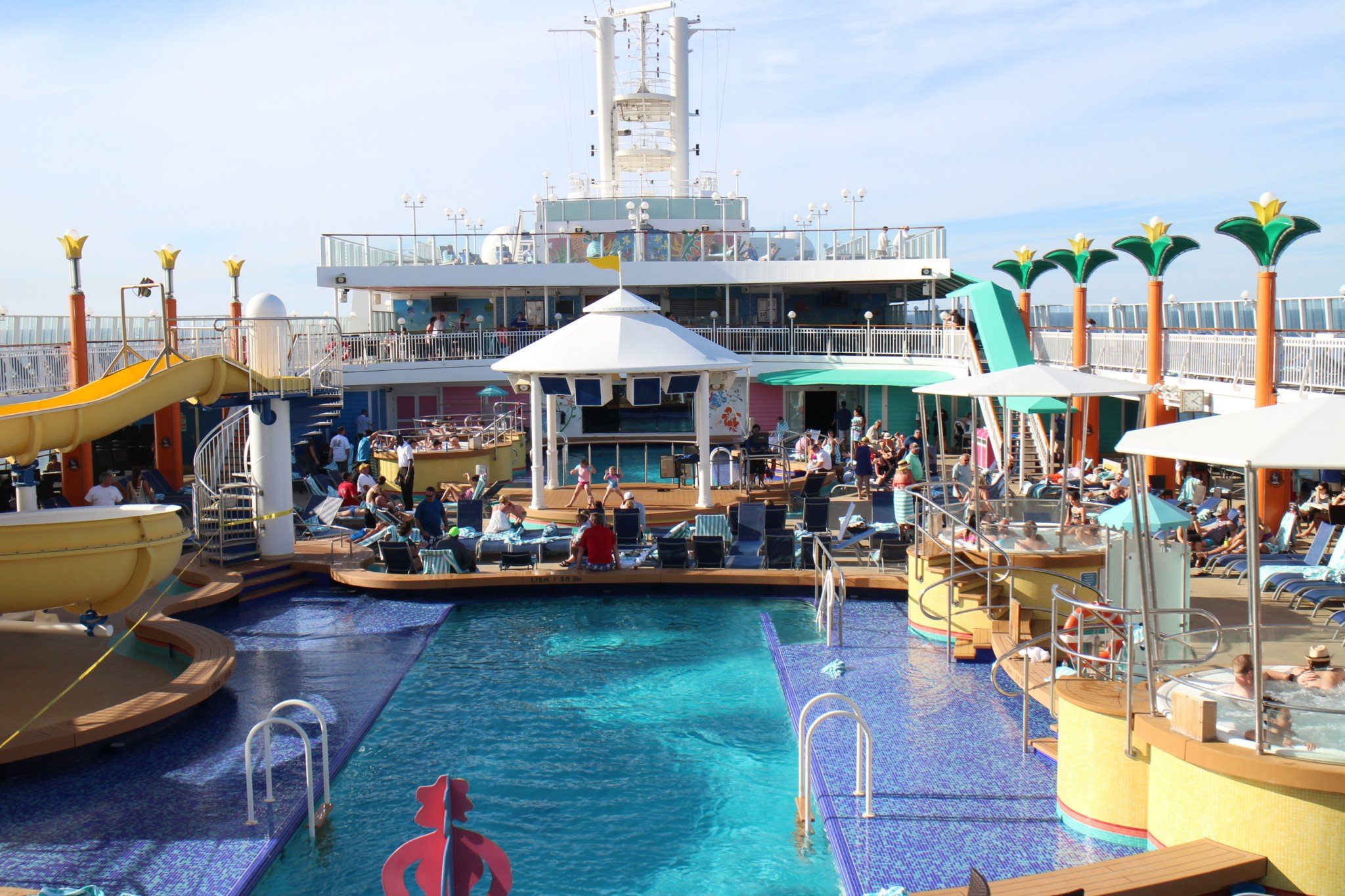 Norwegian Jewel Sun Deck