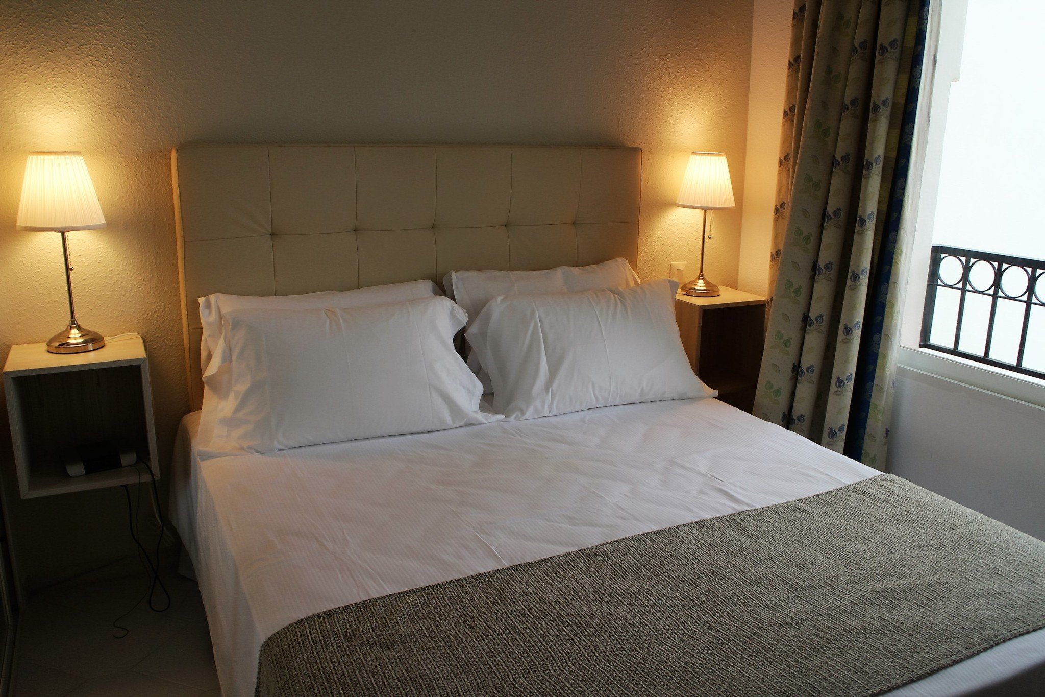 Miraflores Beach & Country Club Bedroom