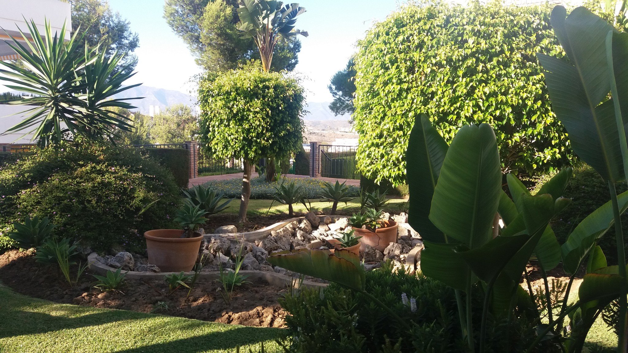 Miraflores Beach & Country Club Garden 6