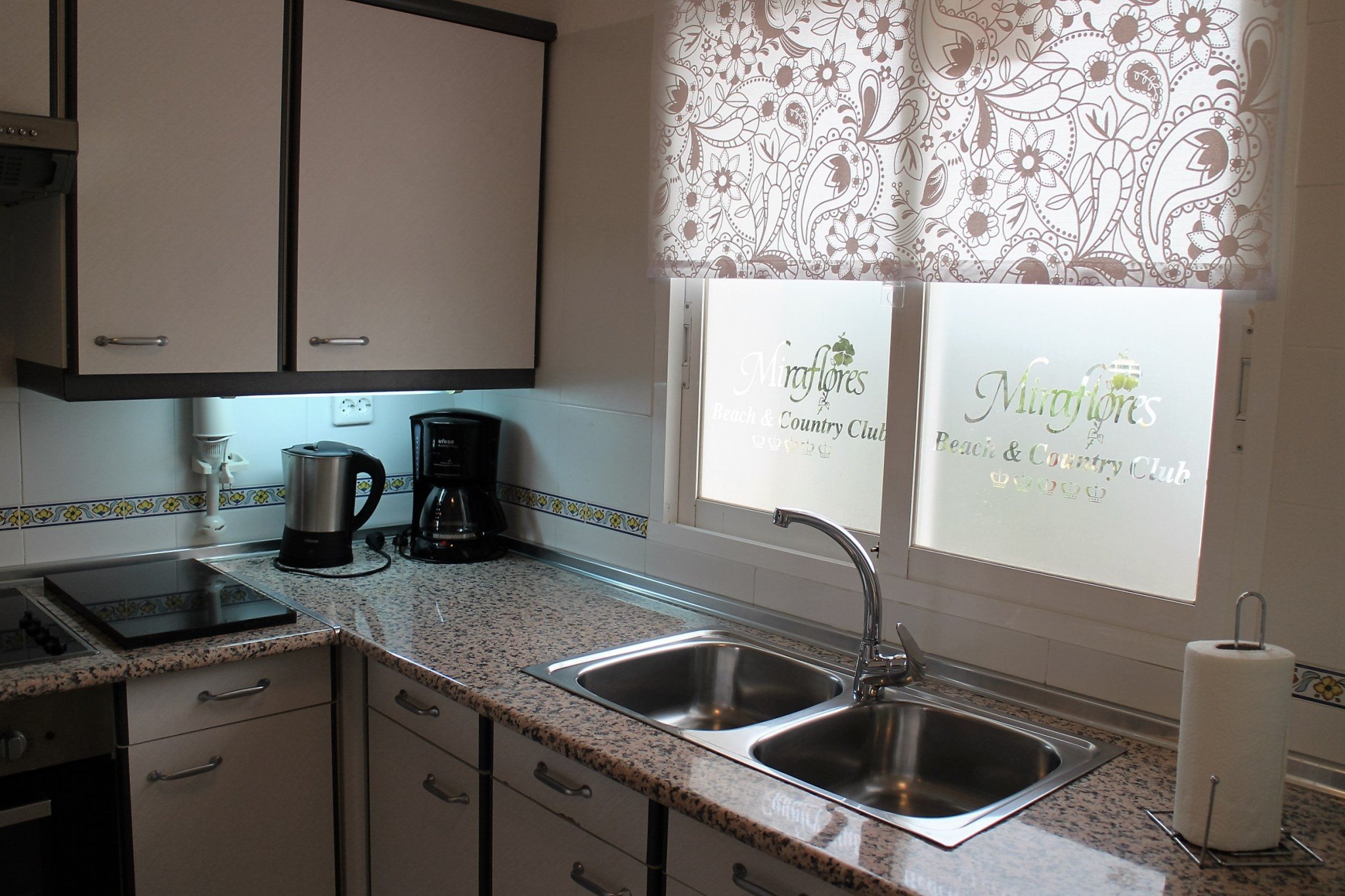 Miraflores Beach & Country Resort Kitchen