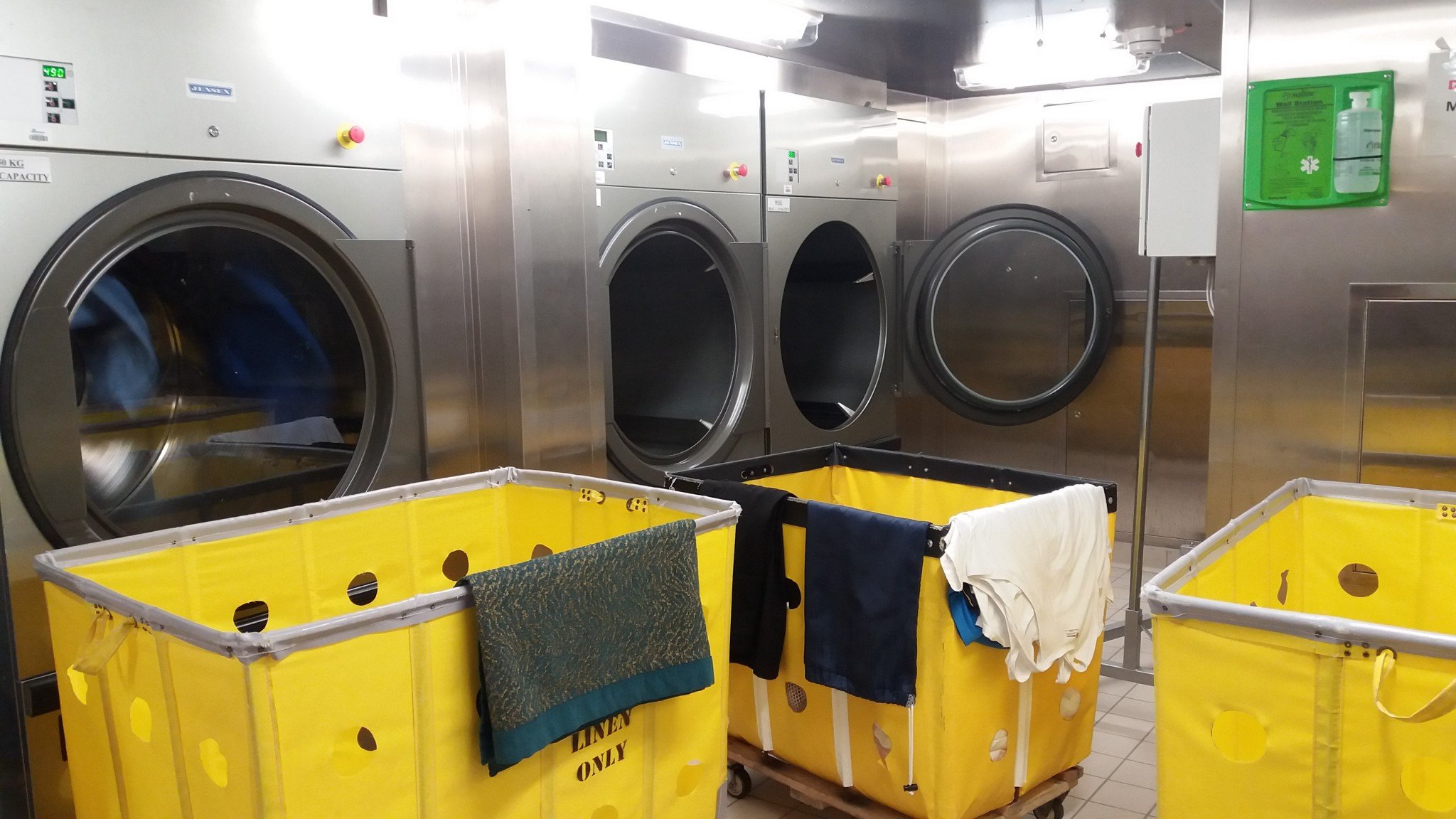 Norwegian Escape Laundry 12