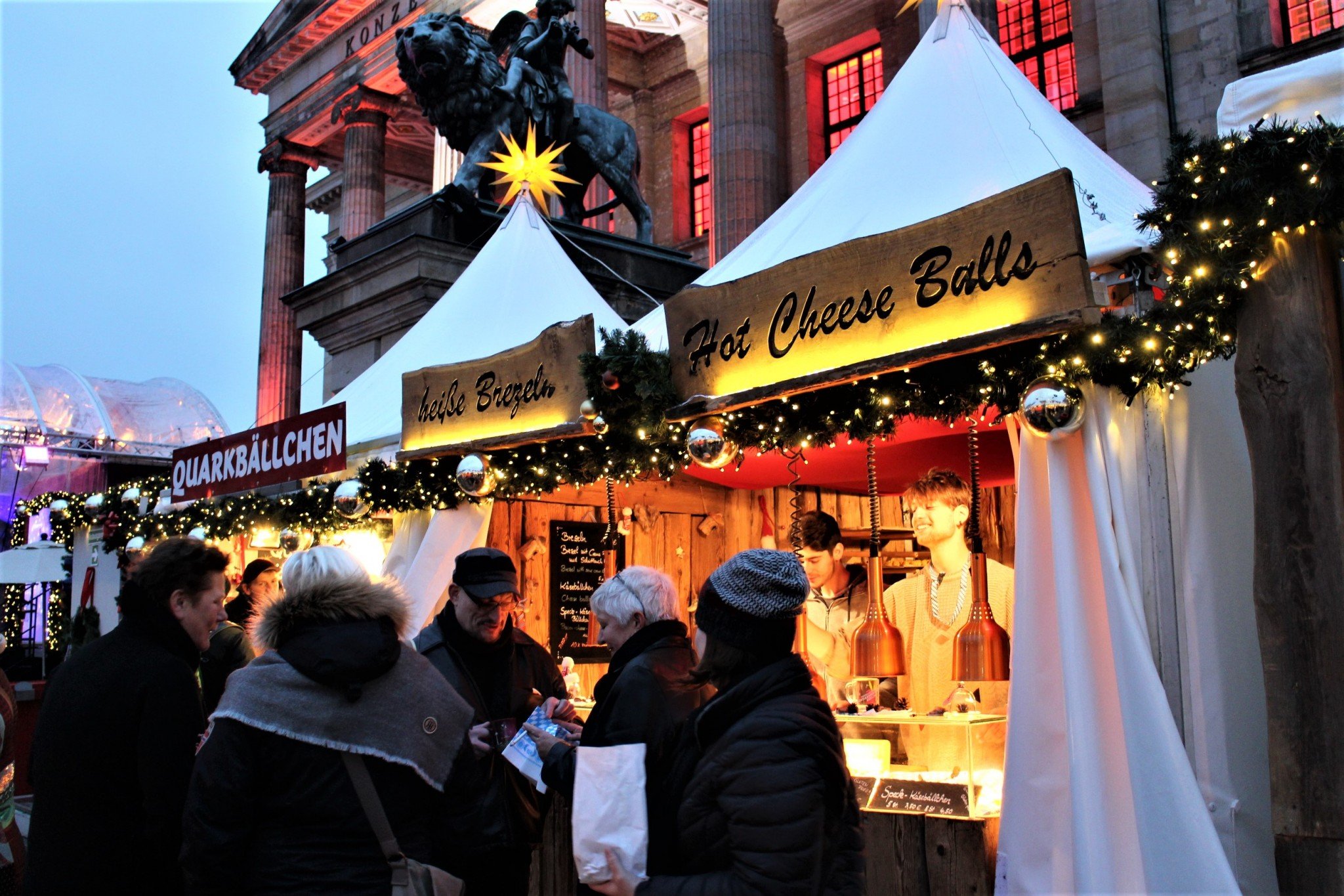 Berliini joulumarkkinat Gendarmenmarkt 1