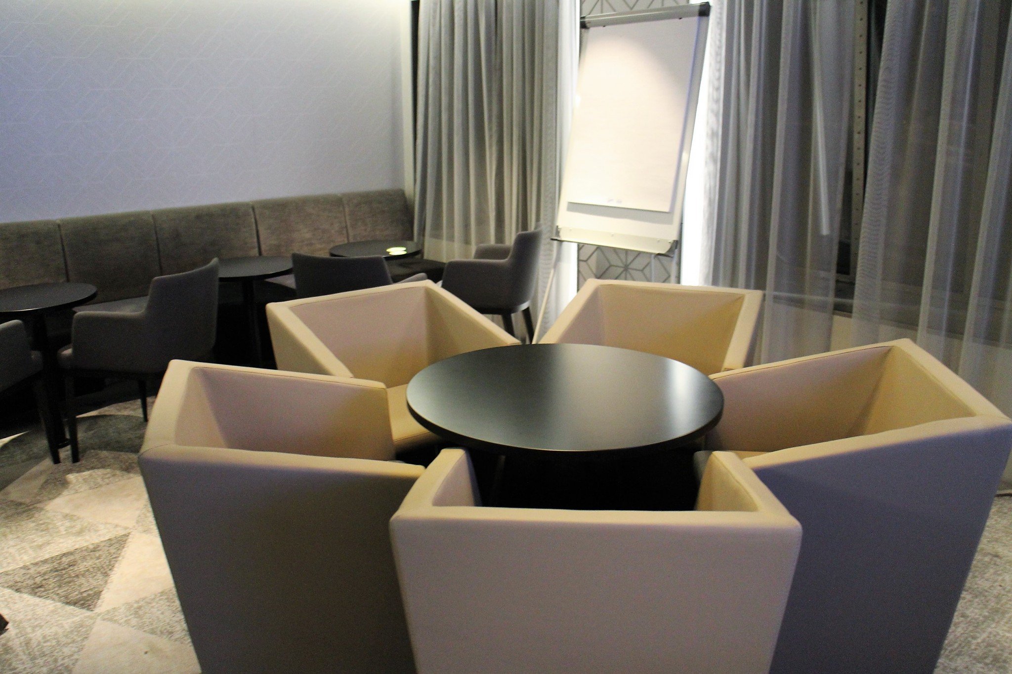 Megastar Comfort Lounge ryhmätyötila