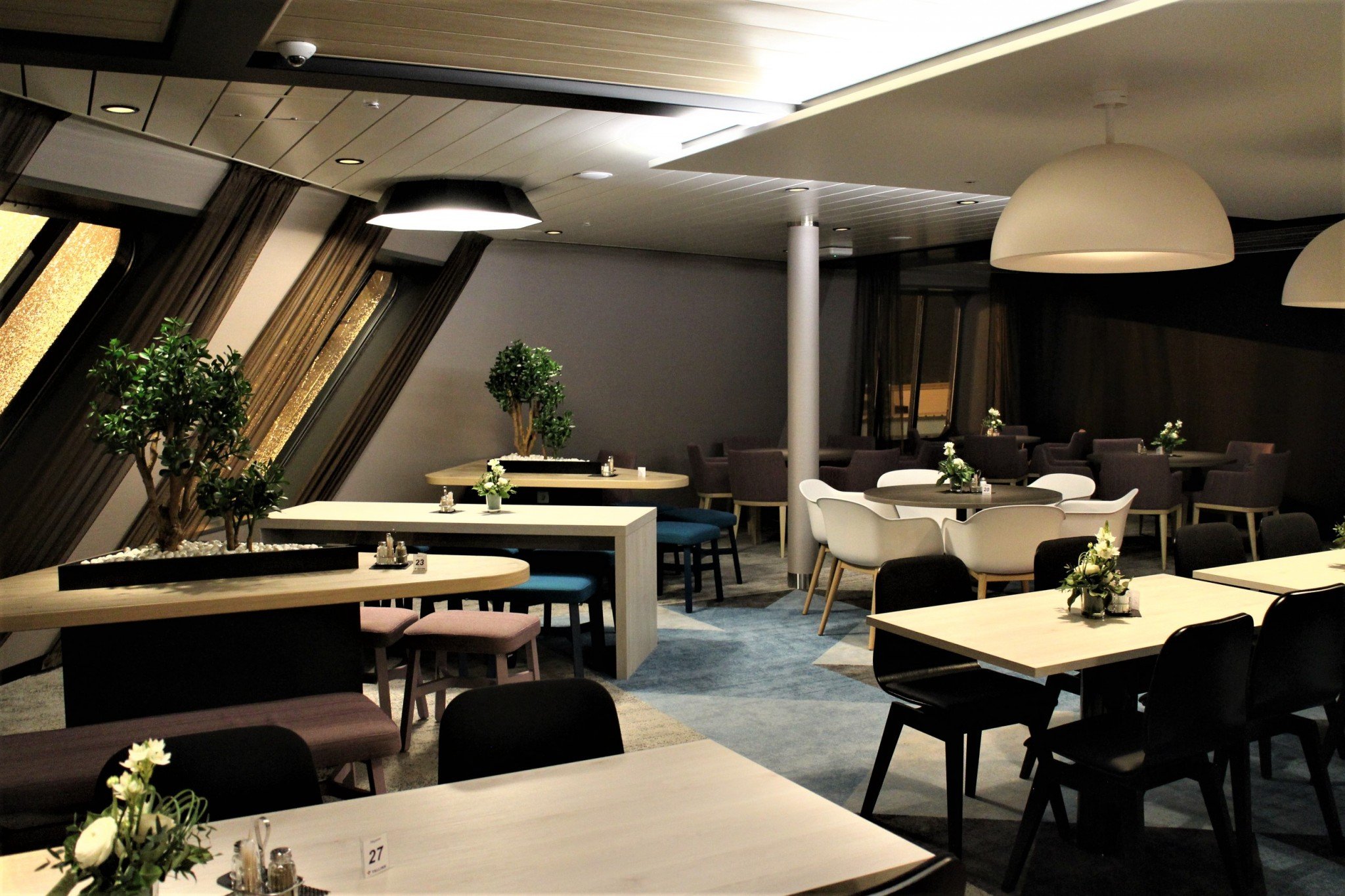 Megastar Delight Buffet 3