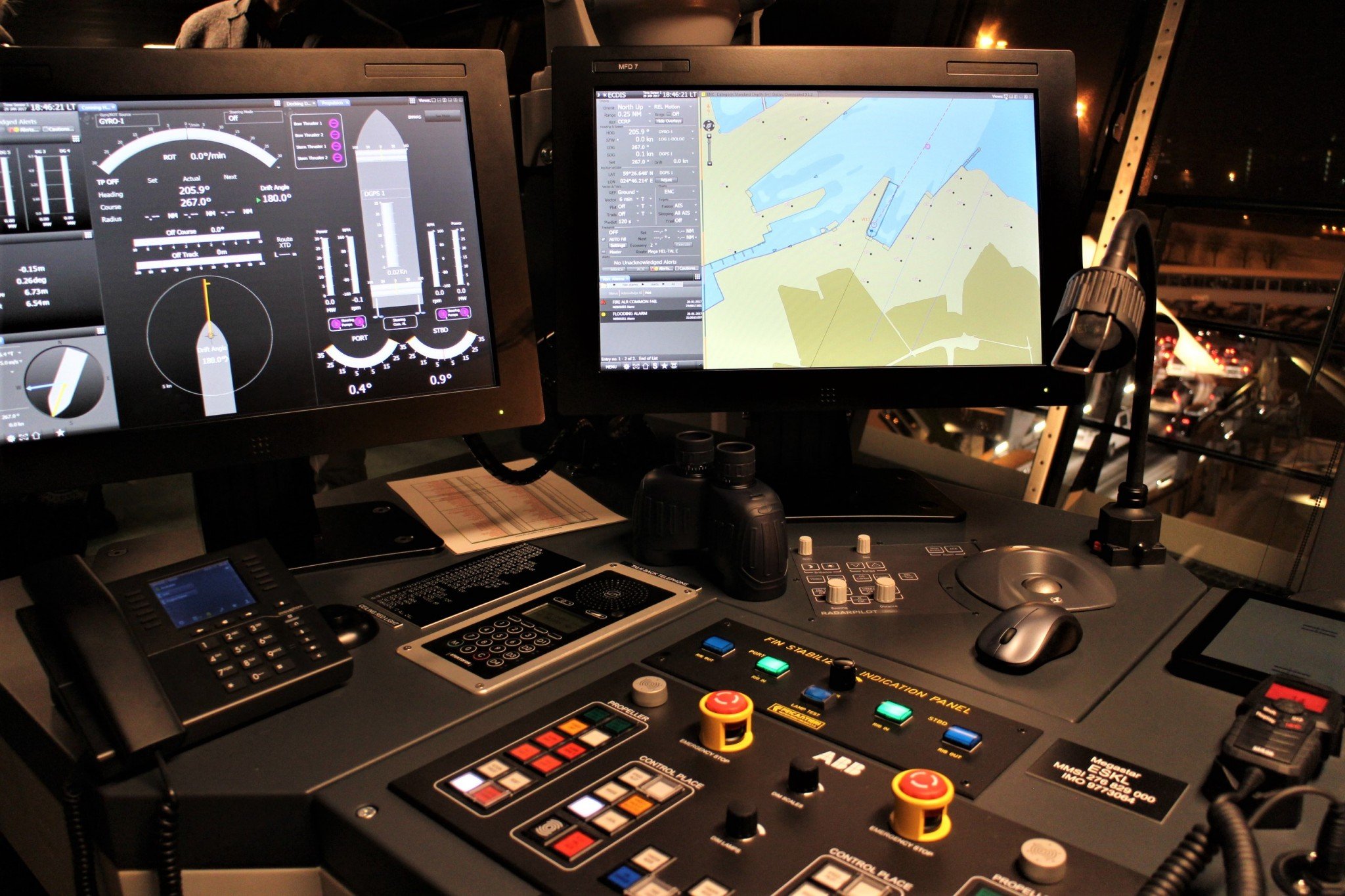 Megastar komentosilta 1