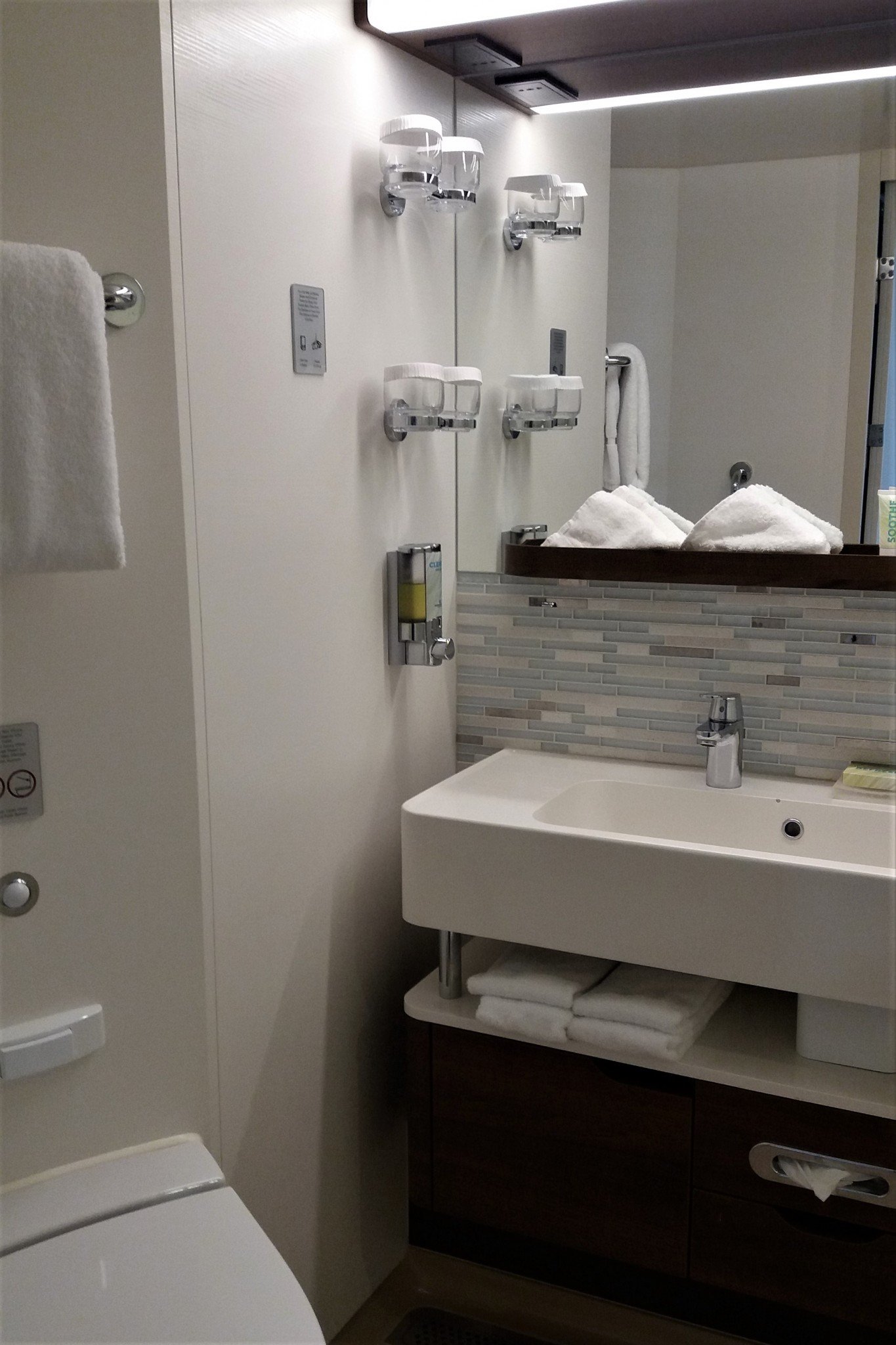 Norwegian Escape Mini-Suite Bathroom double sink