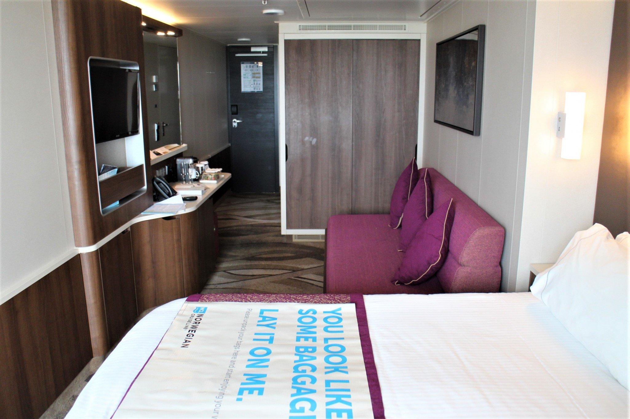 Norwegian Escape Mini-Suite