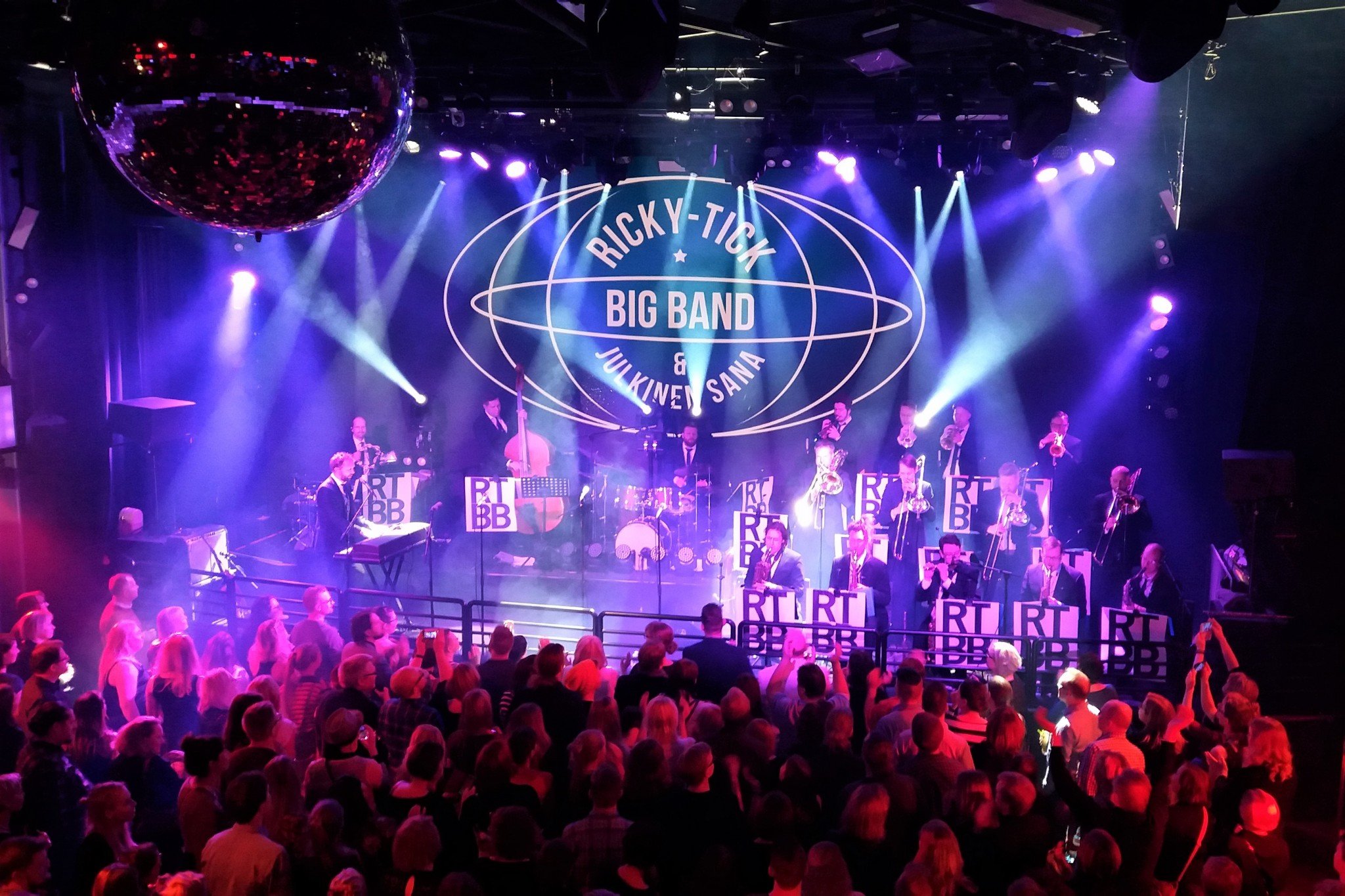 Viking Grace Flame Jazz 2017 Ricky-Tick Big Band