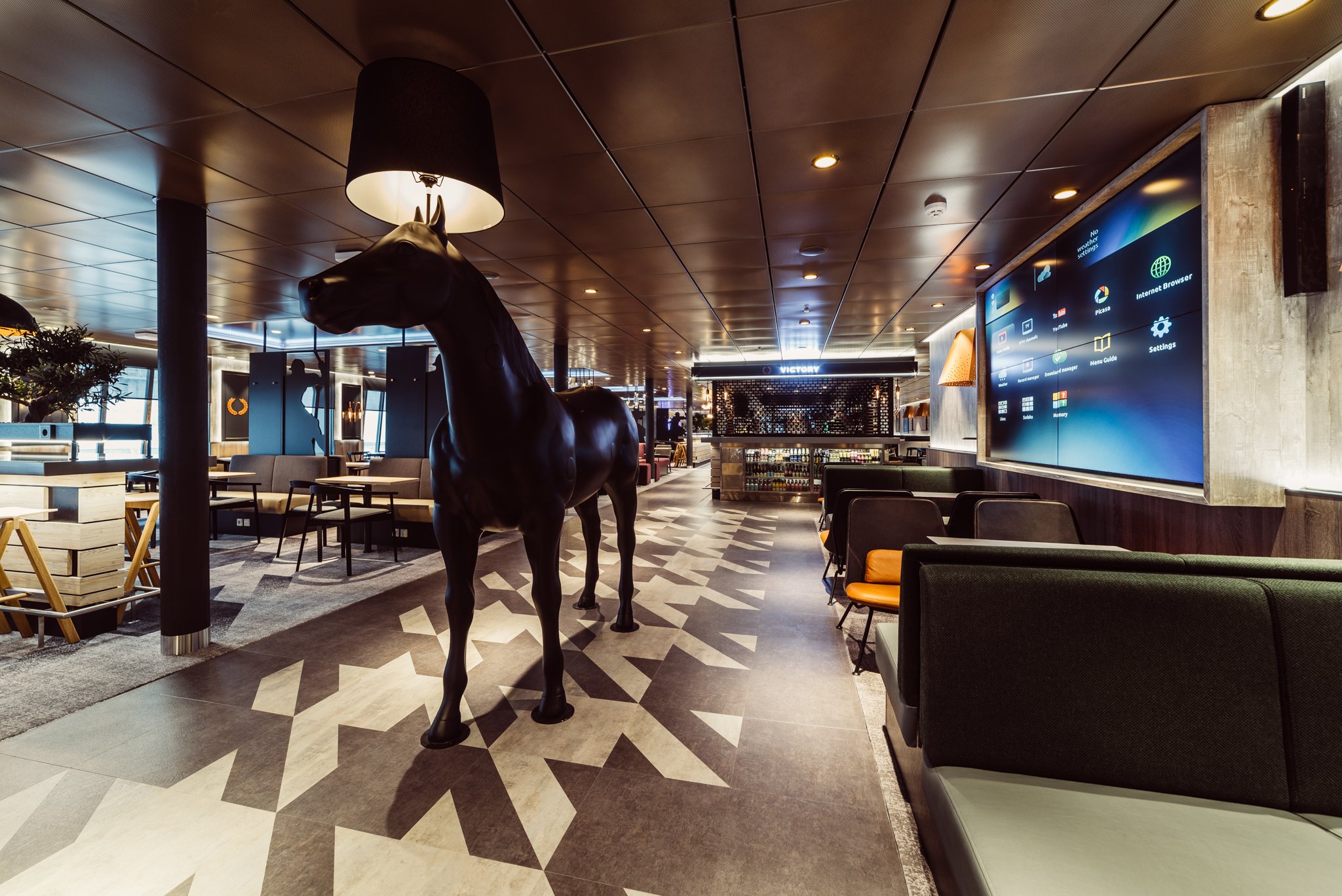 marekmetslaid__MMP9556