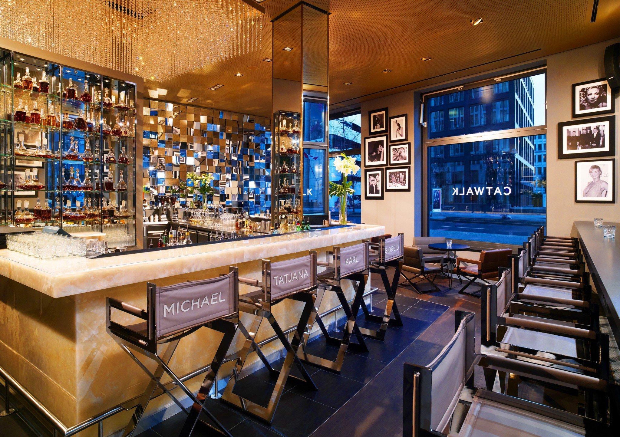 Berlin Marriott catwalk_bar_1_Foto Matthias Hamel 1