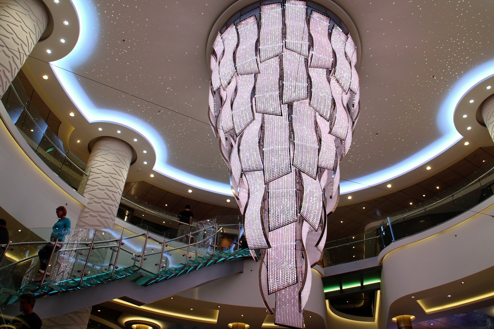 Norwegian Escape Ocean Place 678