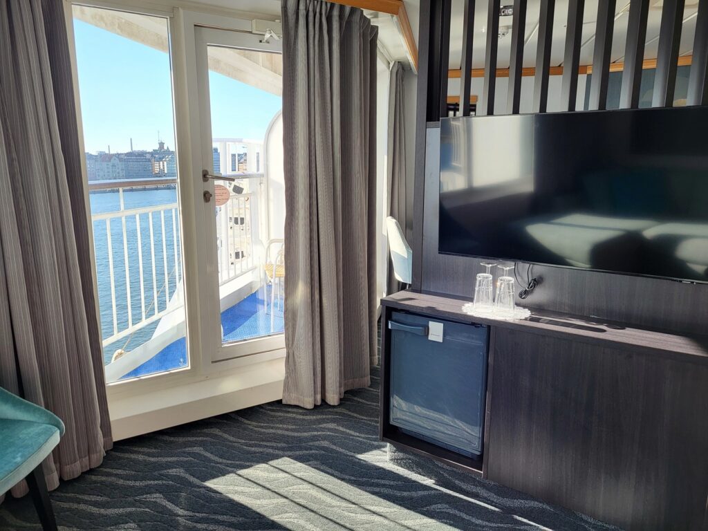 Gabriella SUM Junior Suite minibaari