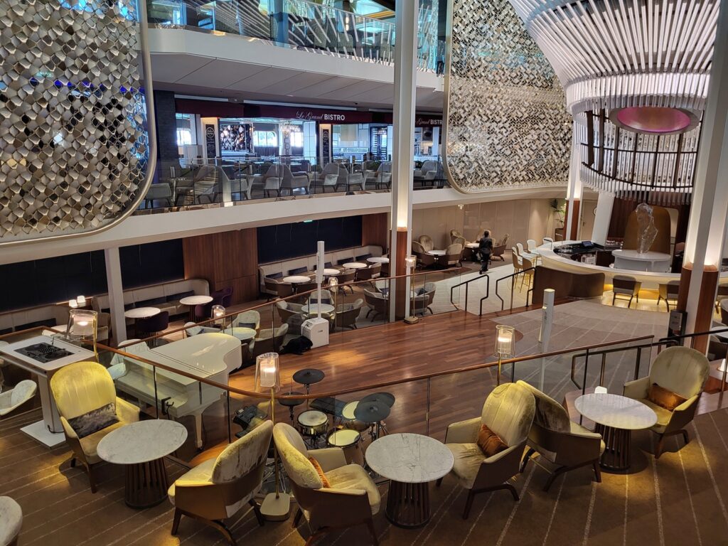 Martini Bar Celebrity Edge